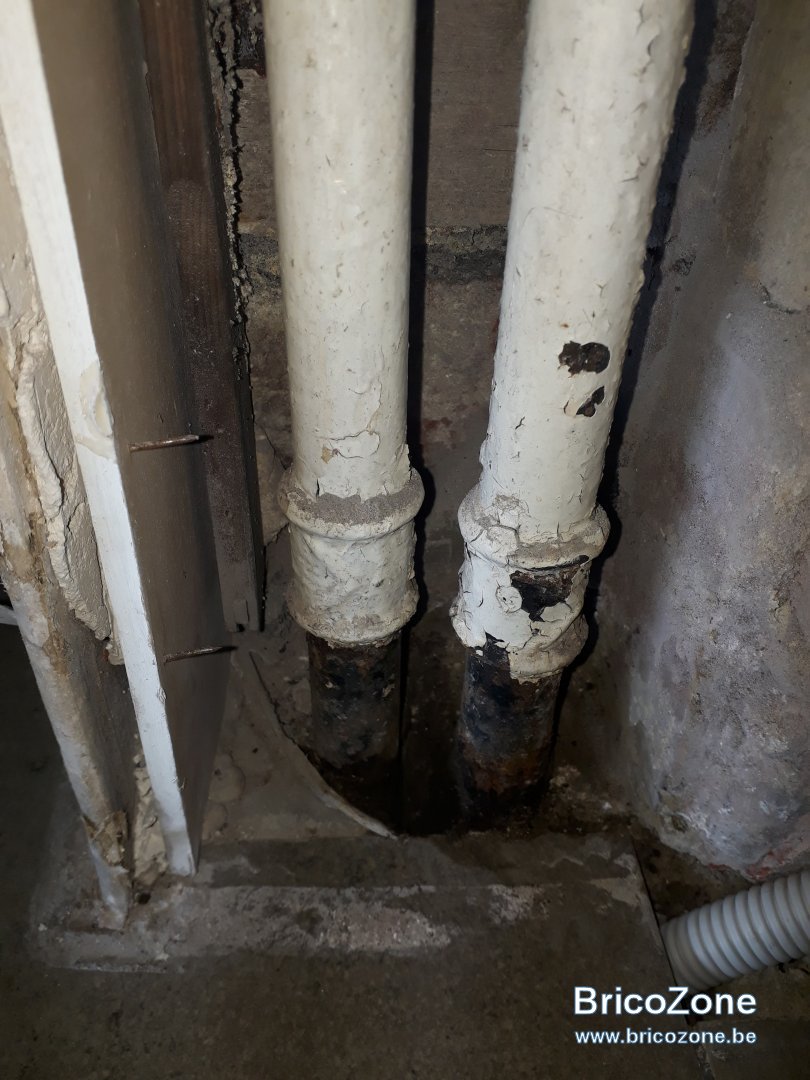 Fuite canalisation (acier) chauffage — free download