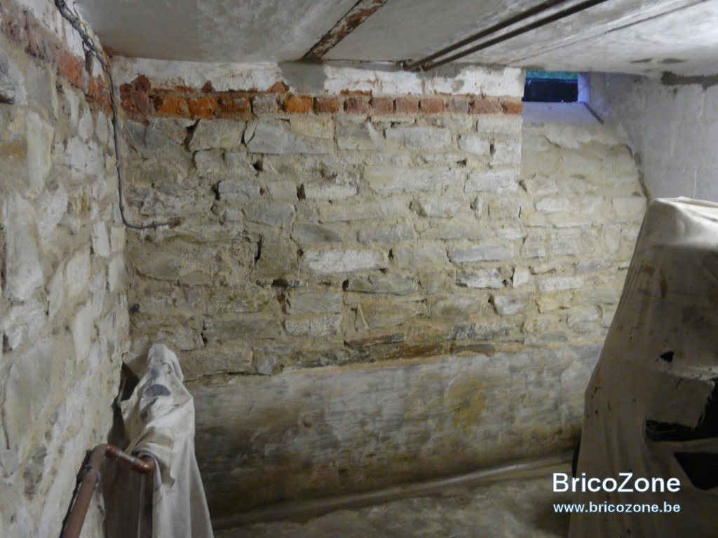 Déchaulage murs cave-4.jpg