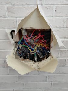 aie elec.jpg