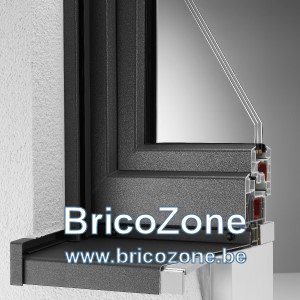 Seuil aluminium dans façade isolante.jpg