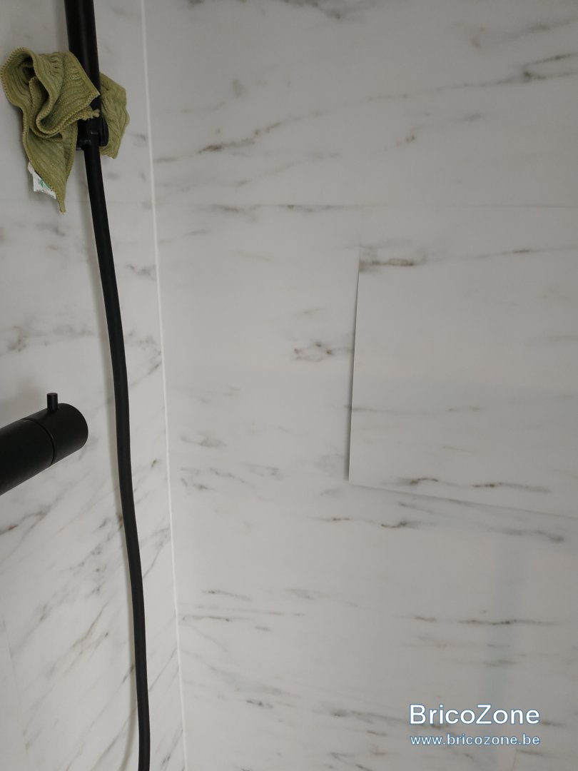 Dalle décollée salle de douche_01.jpg