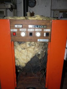Chaudière CDS-Connexions panneau de commande-Vue av.jpg