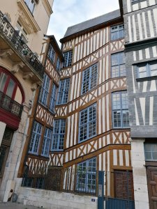 rouen.jpg