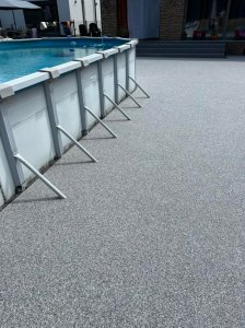 Horreur Piscine.jpeg