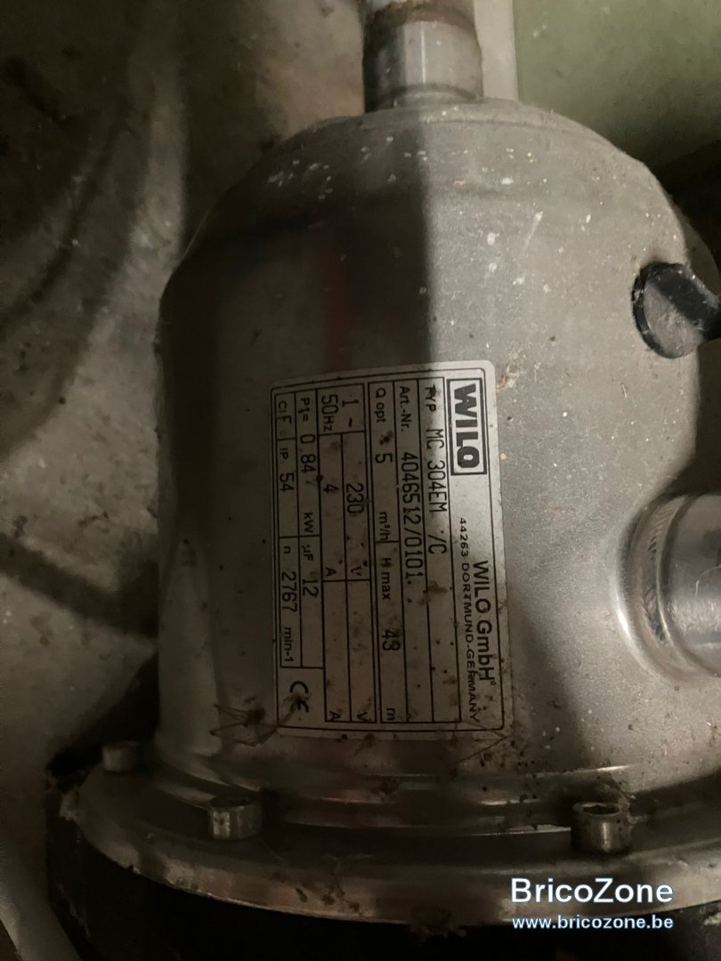 pompe 2.jpg