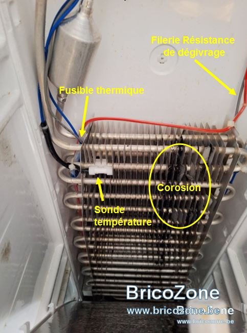 RF Aeg S56090XNS0 - Évaporateur annoté.jpg