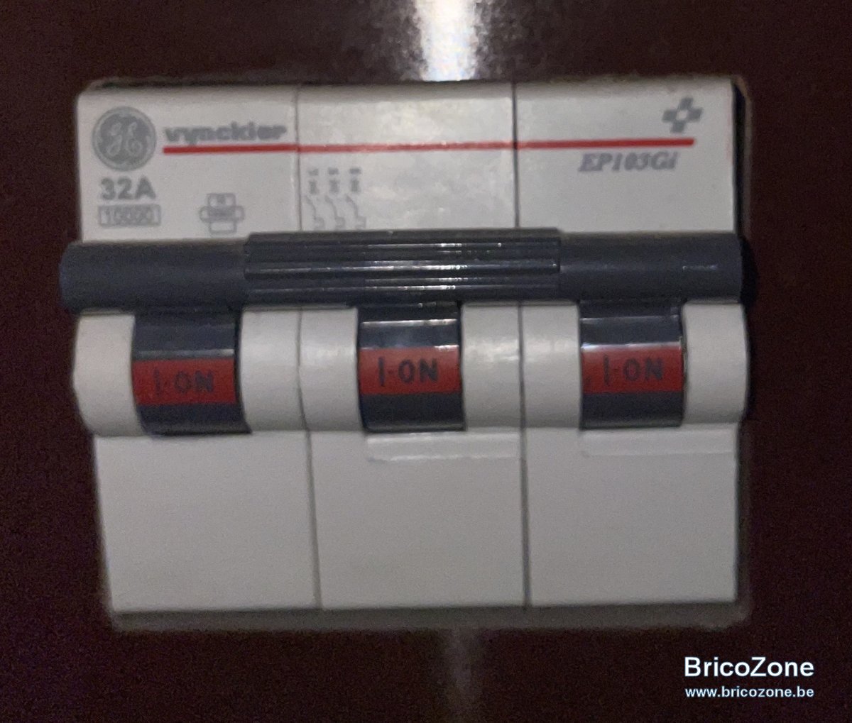 3-disjoncteur-avant-compteur.jpg