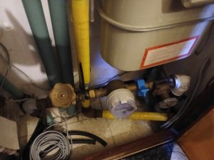 piquet de terre procbe compteur 2.jpg piquet de terre procbe compteur 2.jpg